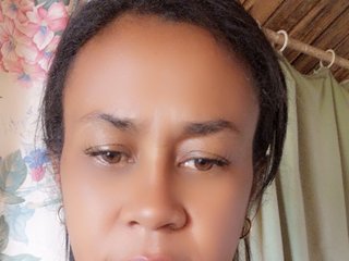 Эротический видеочат Moana2