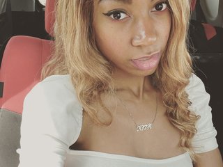 Эротический видеочат Mocha17