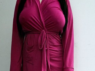 Эротический видеочат MommycurvyX1