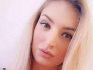 Эротический видеочат MonicaJays