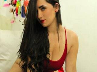 Эротический видеочат MonicQuintero
