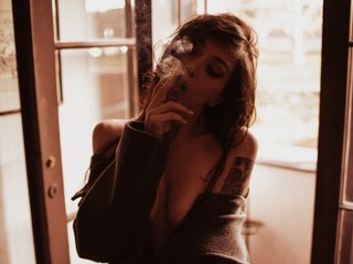 Эротический видеочат Monifoxy