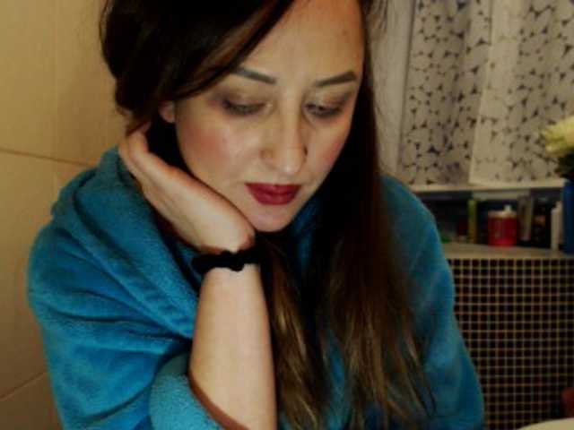 Скриншоты трансляции moonQueen