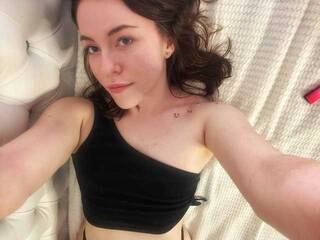 Эротический видеочат morethanloves