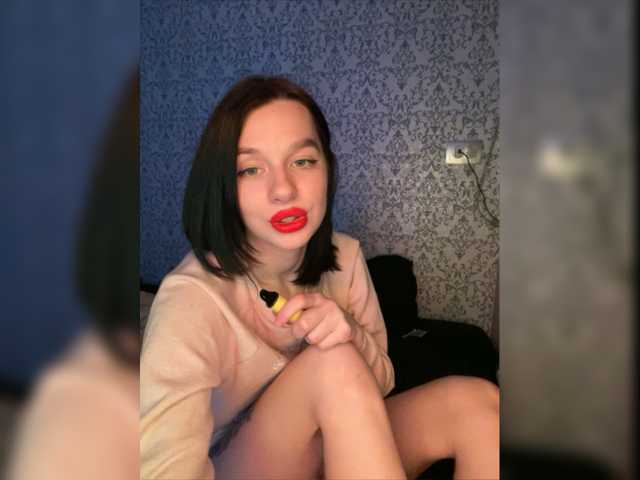 Скриншоты трансляции _Polly_