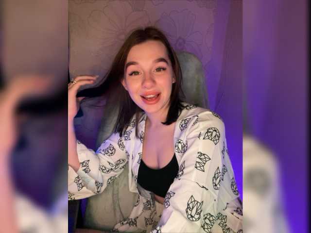 Скриншоты трансляции _Polly_