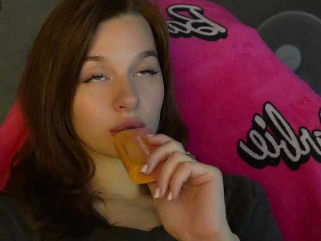 Скриншоты трансляции _Polly_