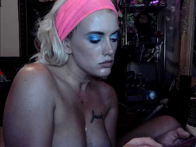 Скриншоты трансляции MourningThot