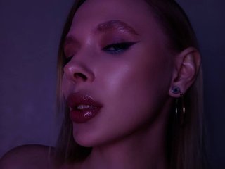Эротический видеочат MrsJanny