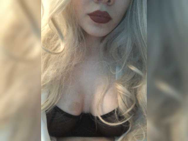 Скриншоты трансляции MrsJennifeer