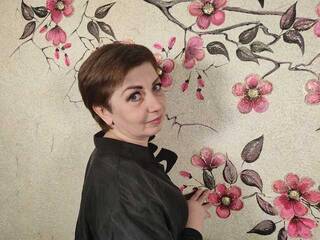 Эротический видеочат MrsJulia