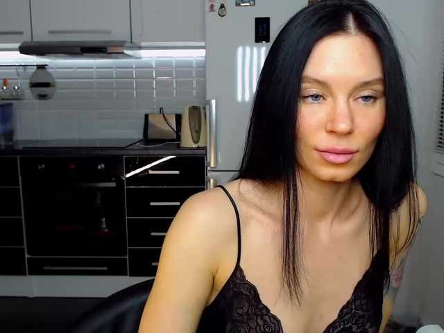 Скриншоты трансляции MsLatikaX