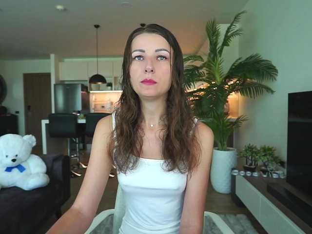 Скриншоты трансляции Anna_Shine