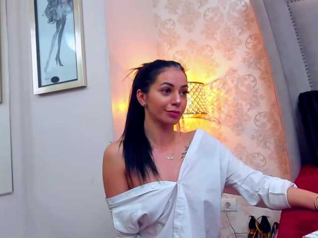 Фотографии NadiaCaprice #My lush can t wait to vibe me pussy and feel it wet and nice! help me a bit and let s cum#