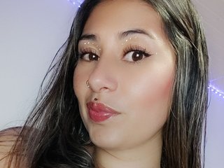 Эротический видеочат nahomiblakee