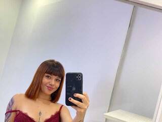 Эротический видеочат NaiveCallie