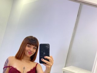 Эротический видеочат NaiveCallie