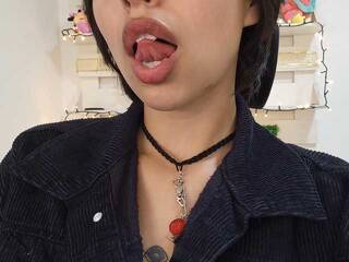 Эротический видеочат NanaRott01