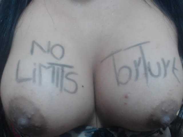 Фотографии Nantix1 #squirt #cum #torture #deep Throat #double penetration #smoking #fetish #latina