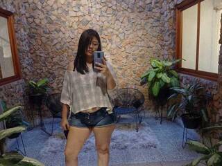 Эротический видеочат Naomy-smith