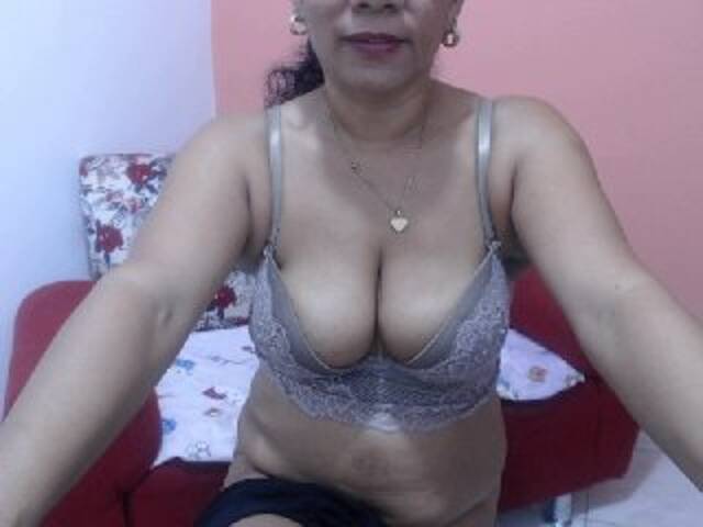 Скриншоты трансляции Nastyhotxxx