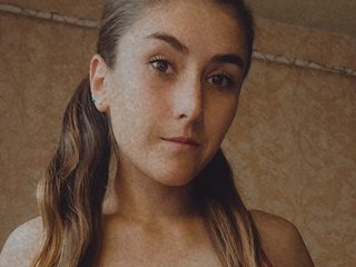 Эротический видеочат NattyRimes