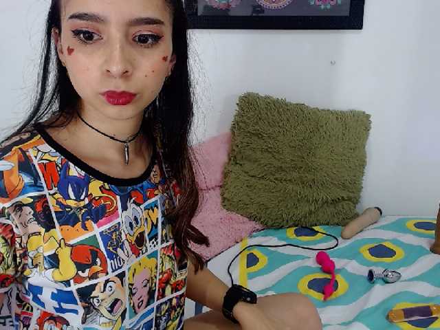 Фотографии natural_mia Hey!!! GOODMORNING ... My pussy need vibes for ride my bigtoy/pvt OPEN #lovense #lush on. #teen #young #latina #anal