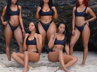 Эротический видеочат Naughty-Ebony-Babes