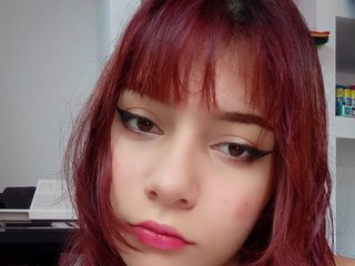 Эротический видеочат naughty-holly