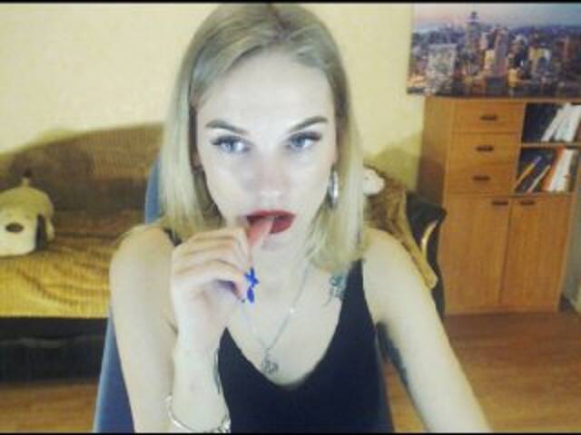 Скриншоты трансляции NaughtyAlex1