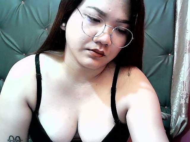 Скриншоты трансляции naughtynova69