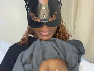 Эротический видеочат NaughtySerena