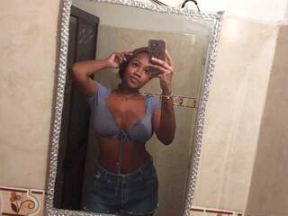 Эротический видеочат Naybrownie