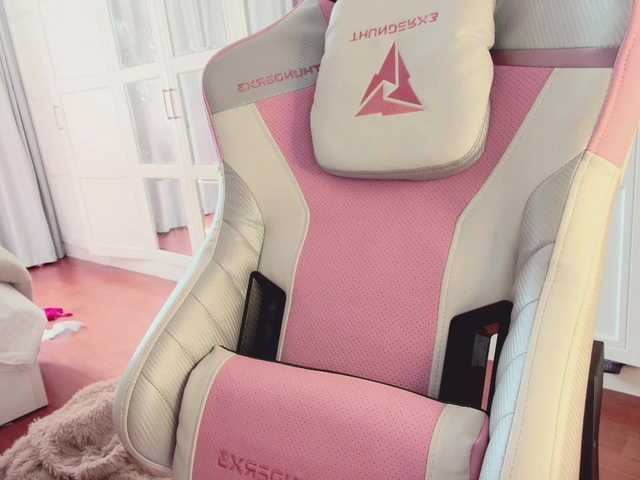 Скриншоты трансляции NayeonObi