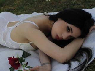 Эротический видеочат KiraCave