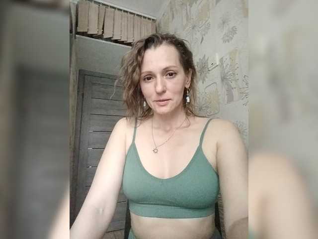 Скриншоты трансляции SweetMilfa
