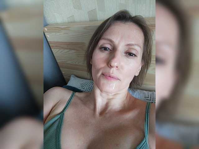Скриншоты трансляции SweetMilfa