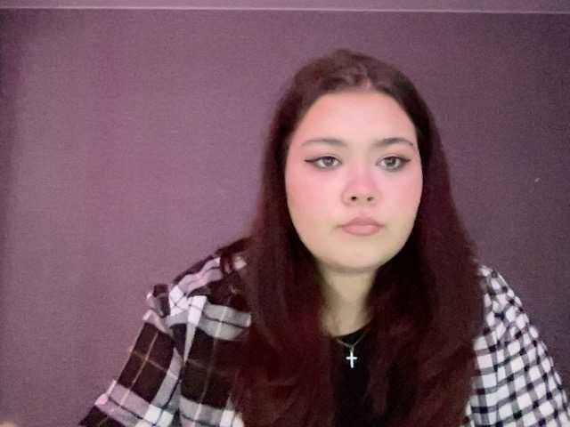 Скриншоты трансляции NessiePolly