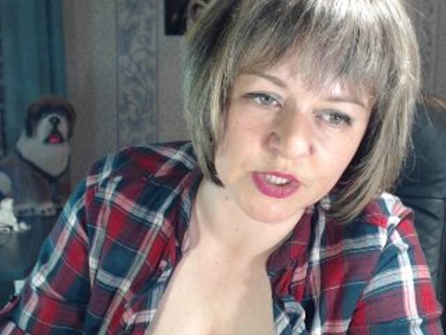 Скриншоты трансляции NiceJuliti