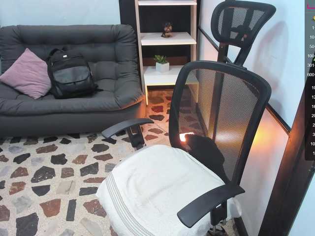 Скриншоты трансляции NickyJones