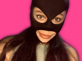 Эротический видеочат Nickymask