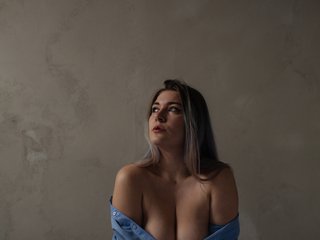 Эротический видеочат Nicole-boobs