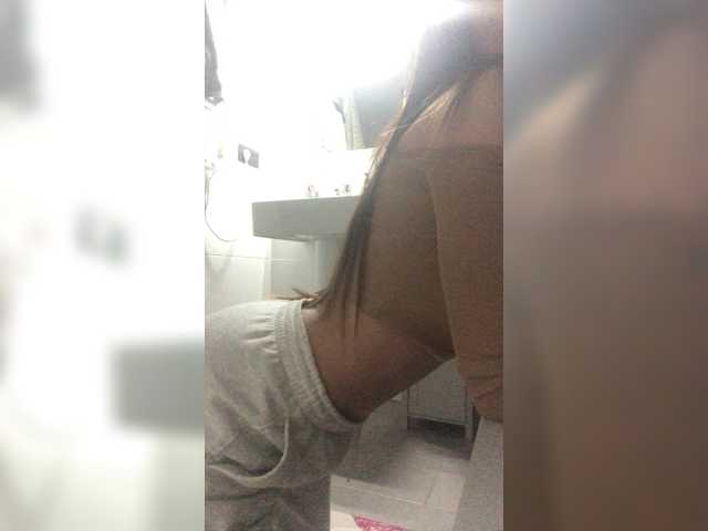 Скриншоты трансляции nicole21x
