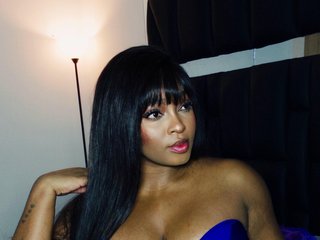 Эротический видеочат nicoleth18