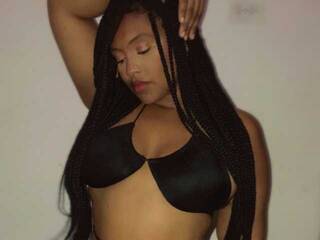 Эротический видеочат Nicolette-1