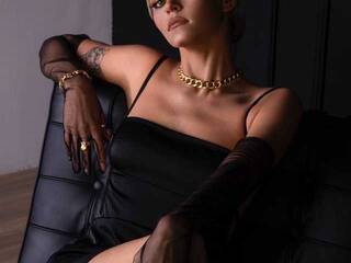 Эротический видеочат NikaChase