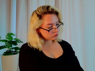 Эротический видеочат NikaDreem