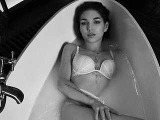 Эротический видеочат NikaFlower