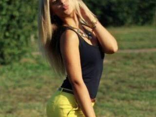 Эротический видеочат nikikikiss