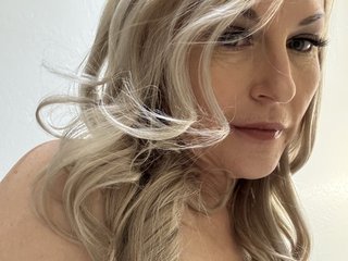 Эротический видеочат NikitaLuna6969